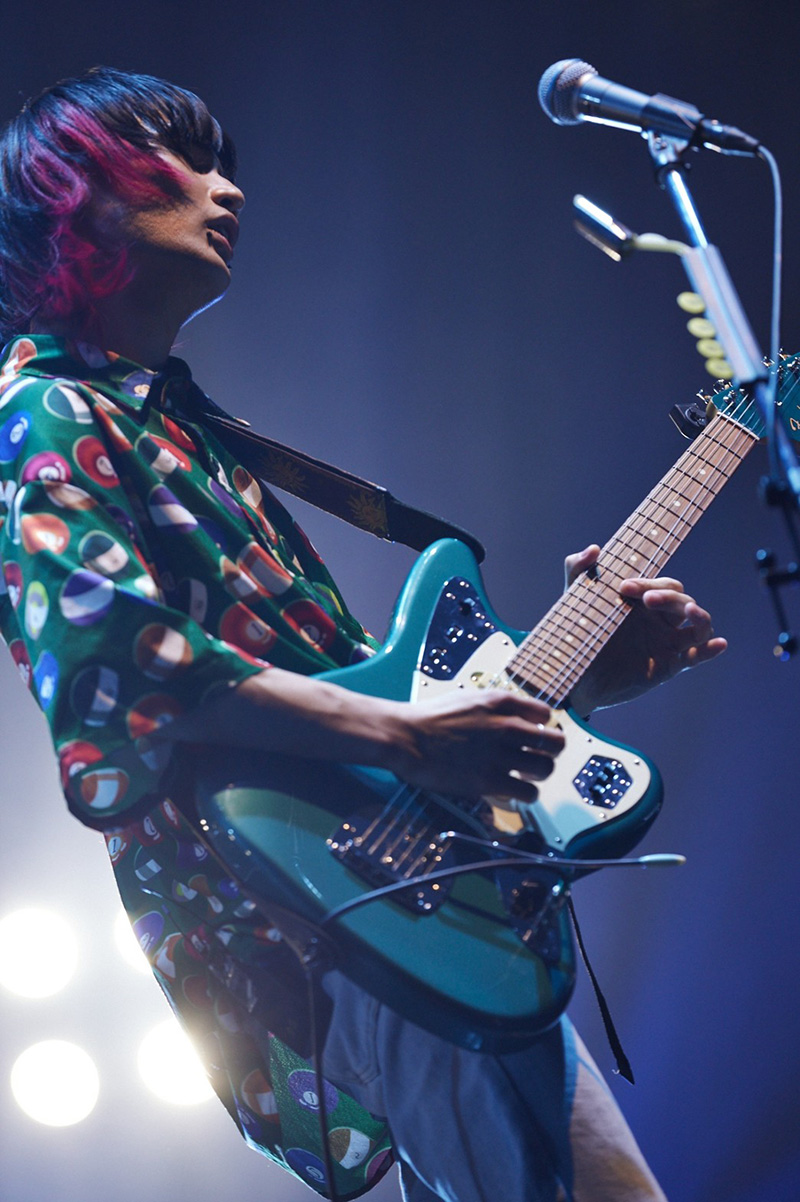 NEE、バンド最大規模となる3rd TOUR「EASTER GAME」のファイナル公演を